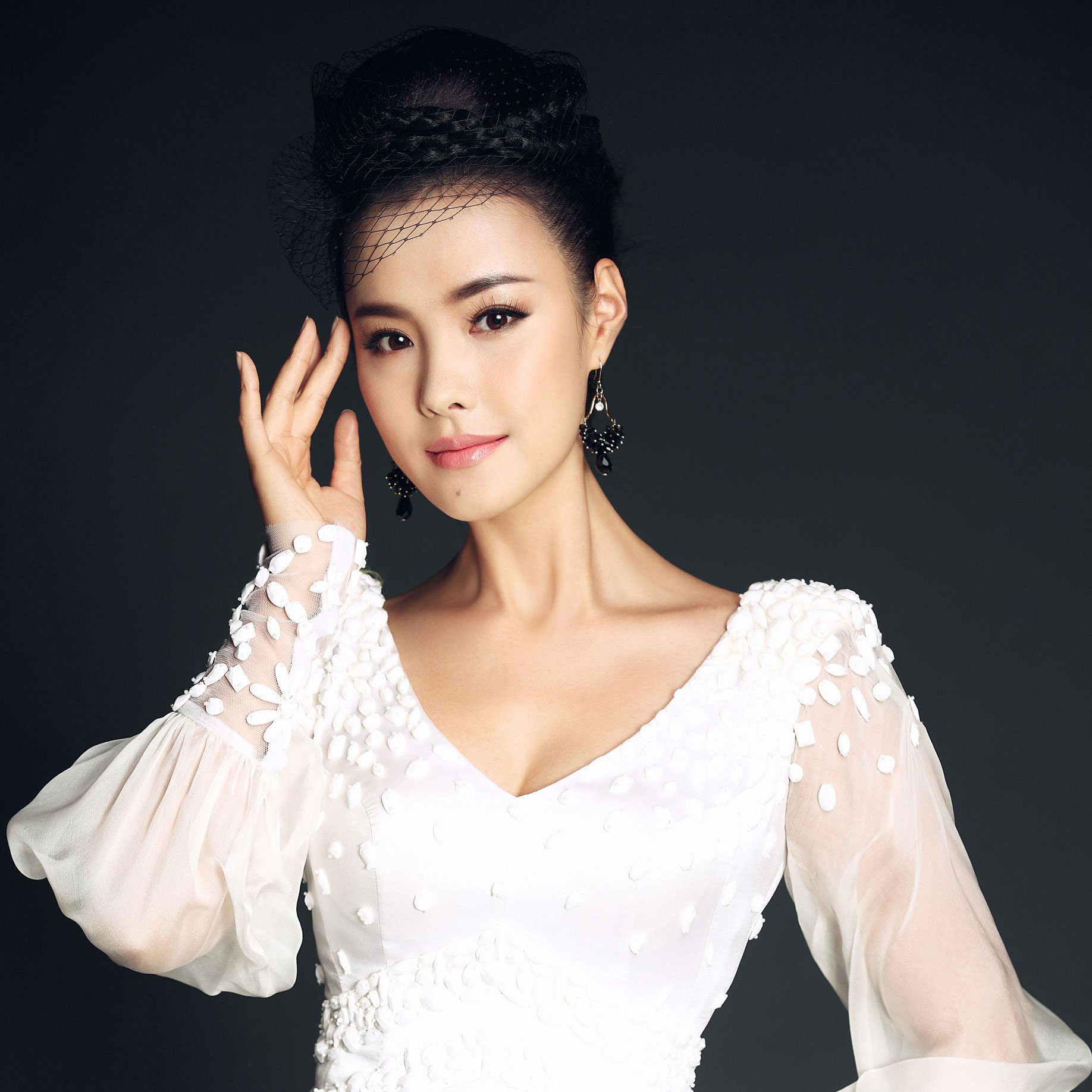 著名女歌手王菲 [20P] - 美女贴图 - 华声论坛