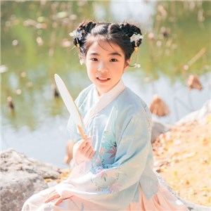 歌手  的頭像圖片